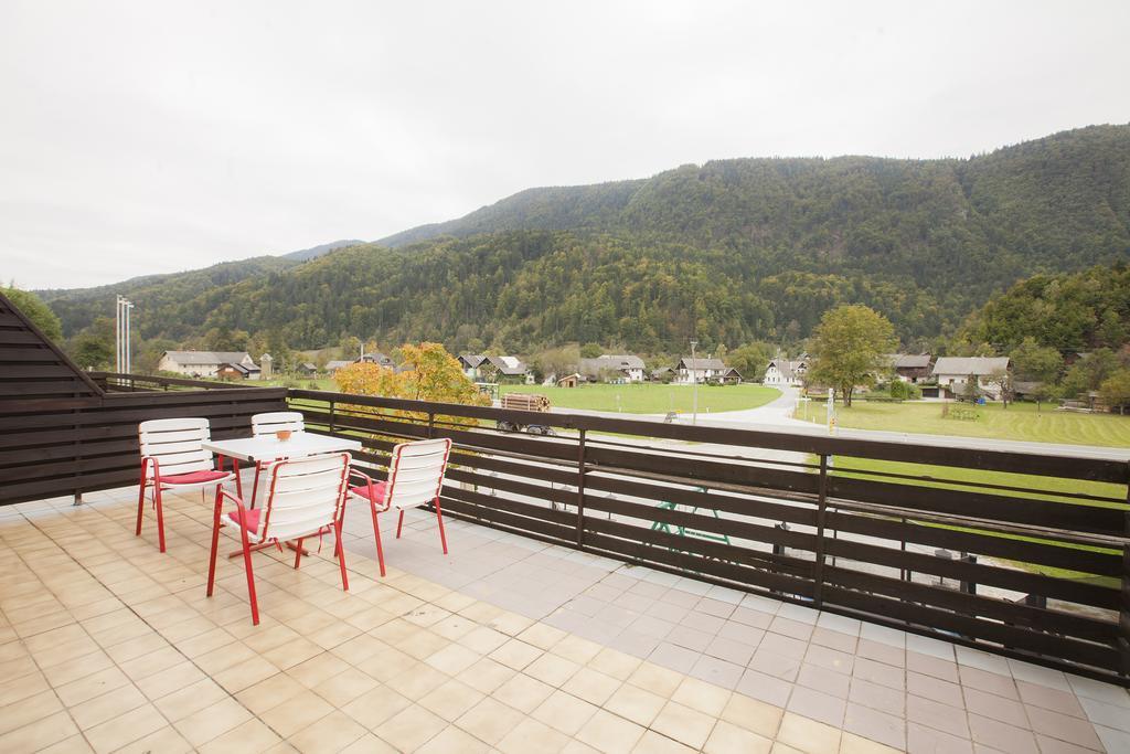 Sobe Krona Radovljica Camera foto